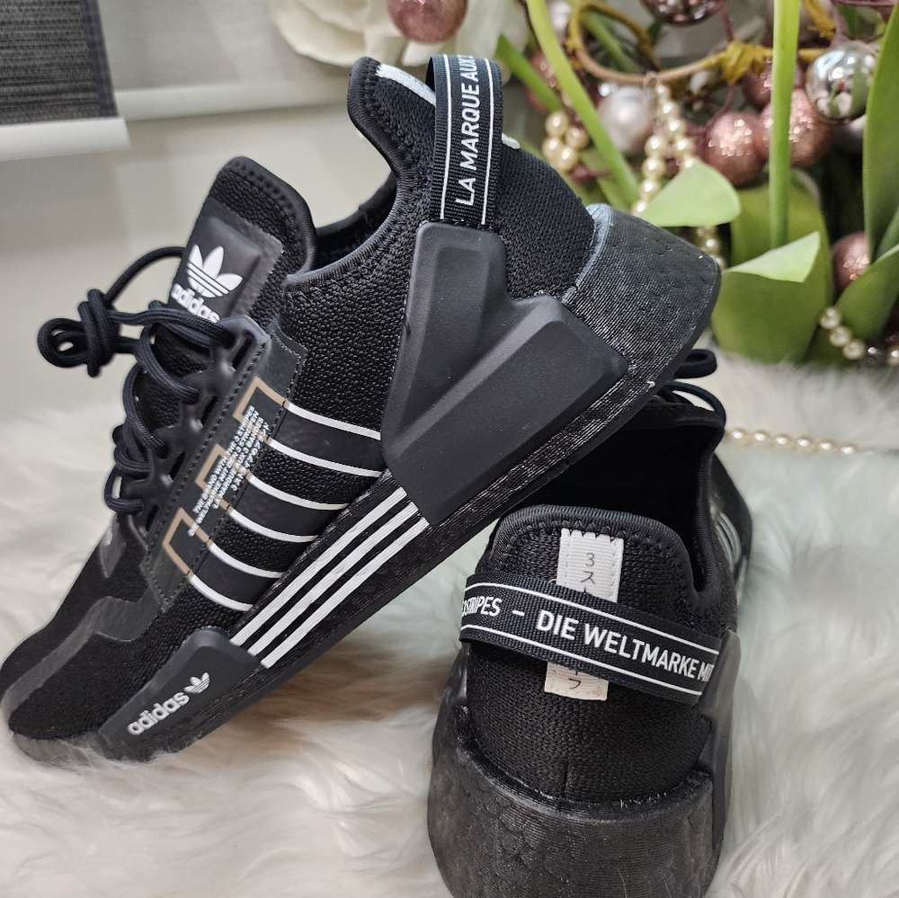 Adidas NMD_R1 V2 Mens SHOES size8 new - Picture 10 of 10